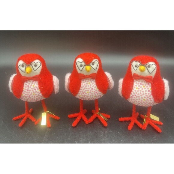 Target Spritz Featherly Friends Valentine's Day Bird Figurine 2023 Set Of 3 - Picture 2 of 5